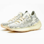 کفش پیاده روی آدیداس مدل YEEZY BOOST 350 V3 - تصویر 3